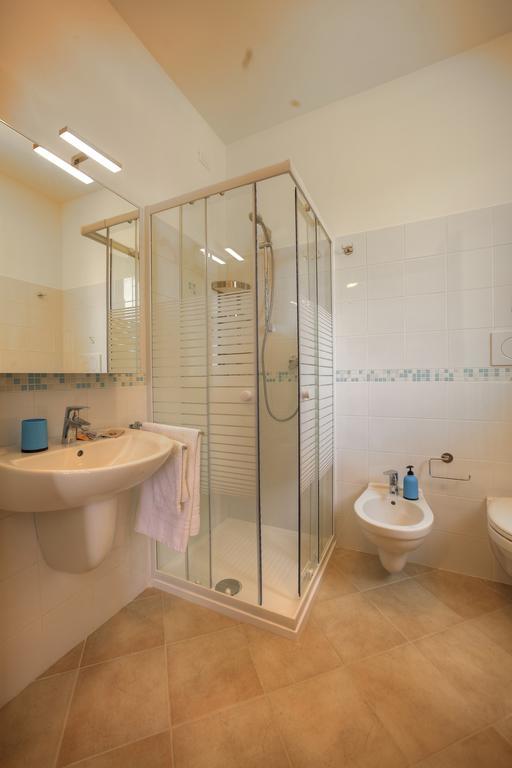 B&B Villa Flora Peschiera del Garda Chambre photo